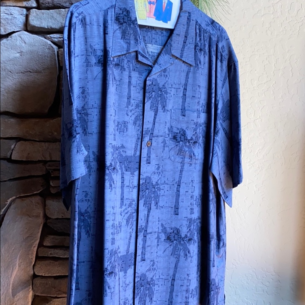 Button Up Men’s Hawaiian Shirt